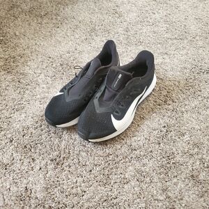 Nike Black and White Athletic Shoes